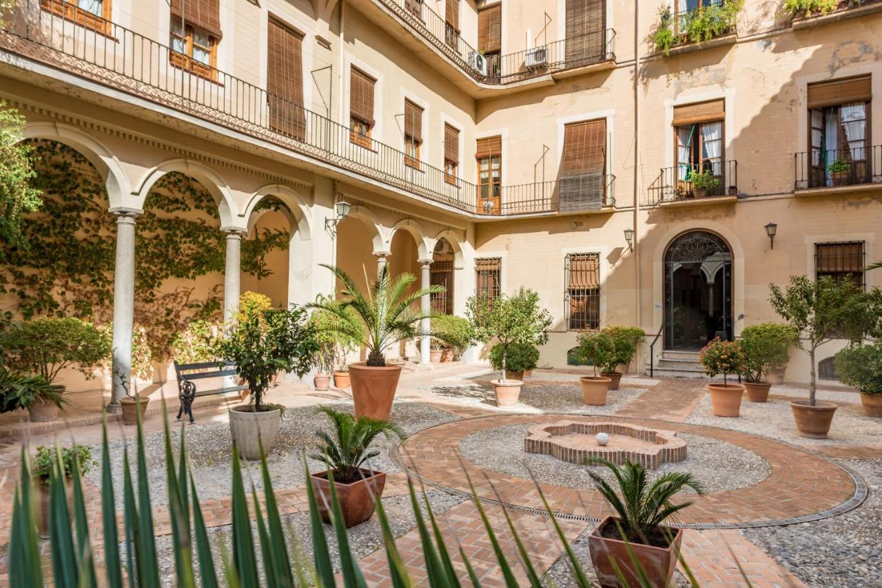 Patios De Garcia Lorca Granada